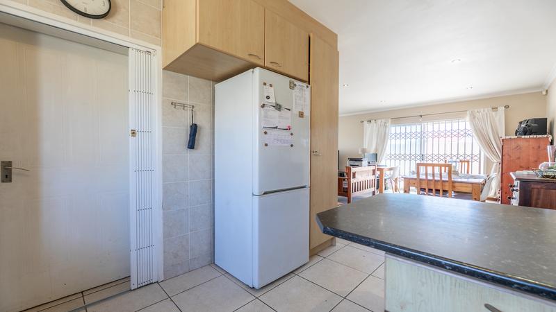 3 Bedroom Property for Sale in Zonnendal Western Cape